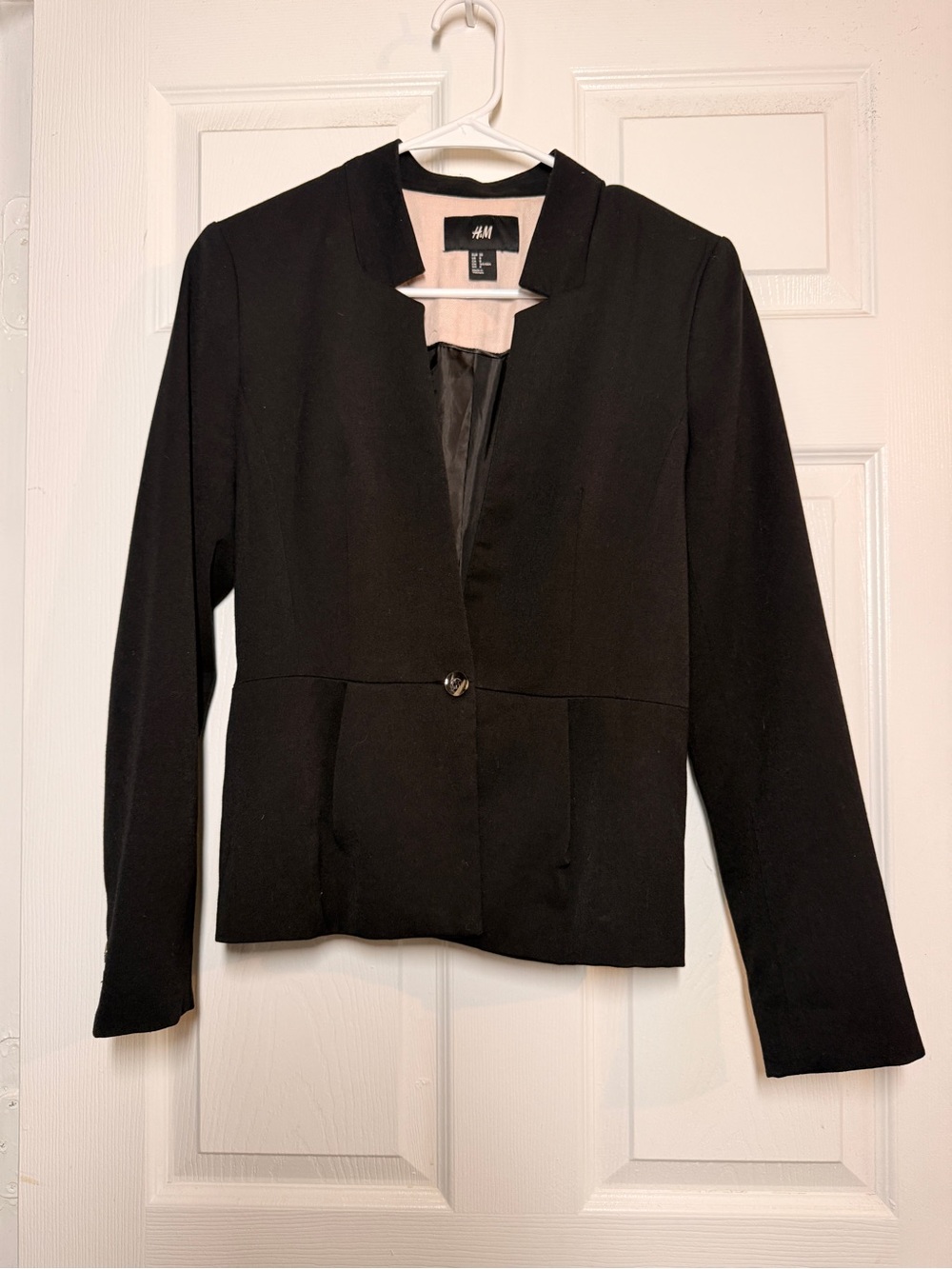 H&M Black Women's Single-Button Collarless Blazer